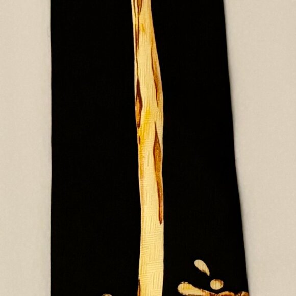 MERGE LEFT MEN'S NECKTIE 100% SILK...SHOWS A BOTTLE POURING ALCOHOL INTO A GLASS - Picture 4 of 12